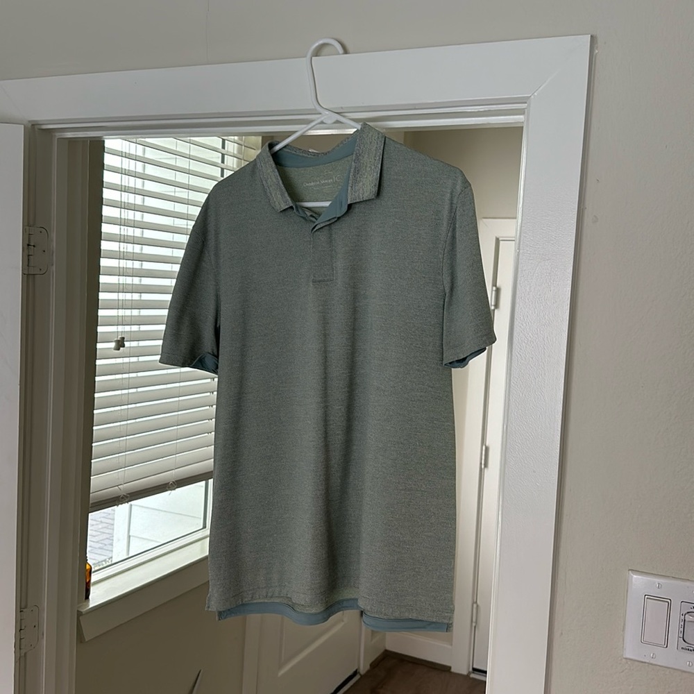 Large Outdoor Voices vented armpit polo